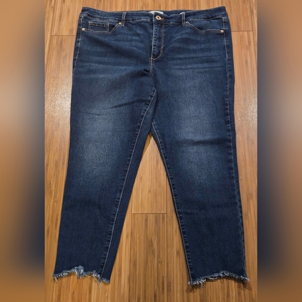 NWOT Sofia Vergara Women's Blue Jeans